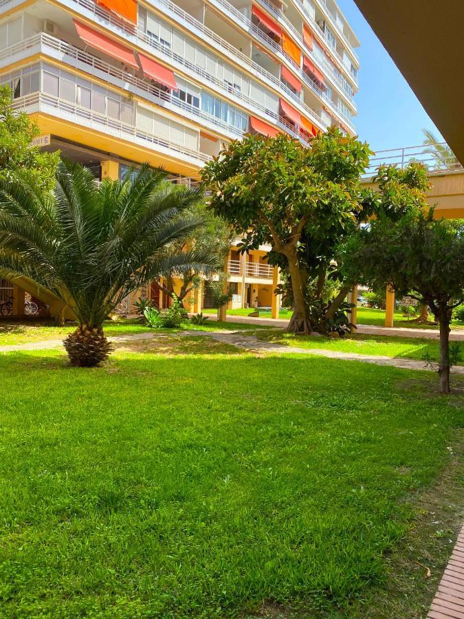 Acogedor Estudio A 2 Min De La Playa Apartment Torremolinos Bagian luar foto