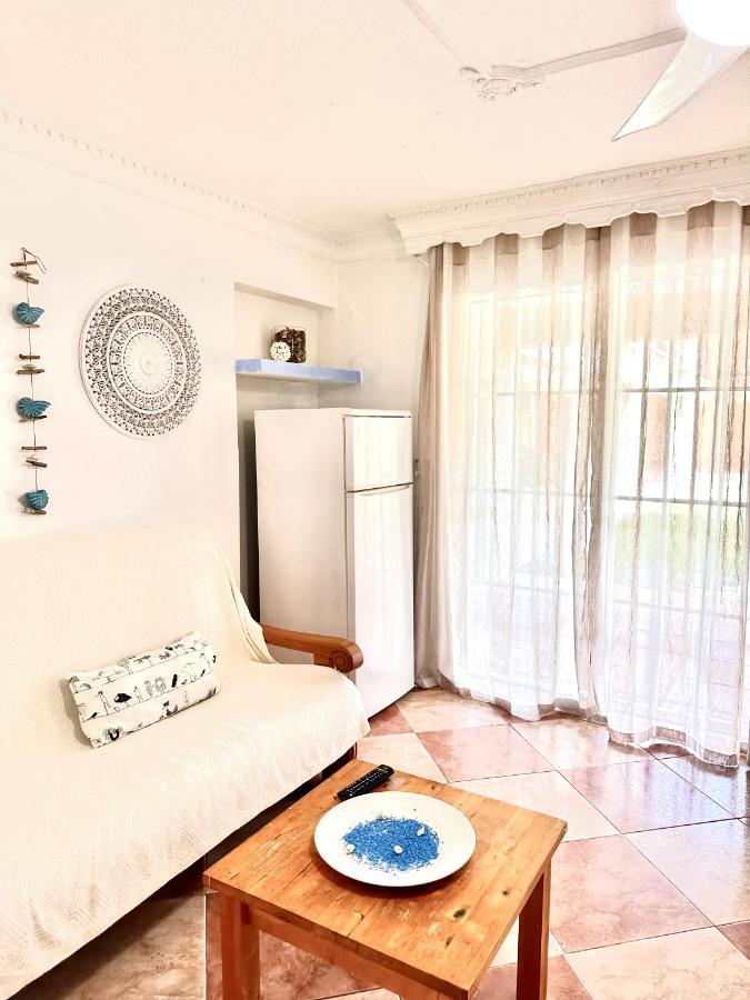 Acogedor Estudio A 2 Min De La Playa Apartment Torremolinos Bagian luar foto