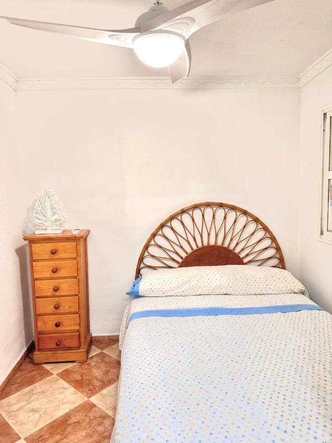 Acogedor Estudio A 2 Min De La Playa Apartment Torremolinos Bagian luar foto